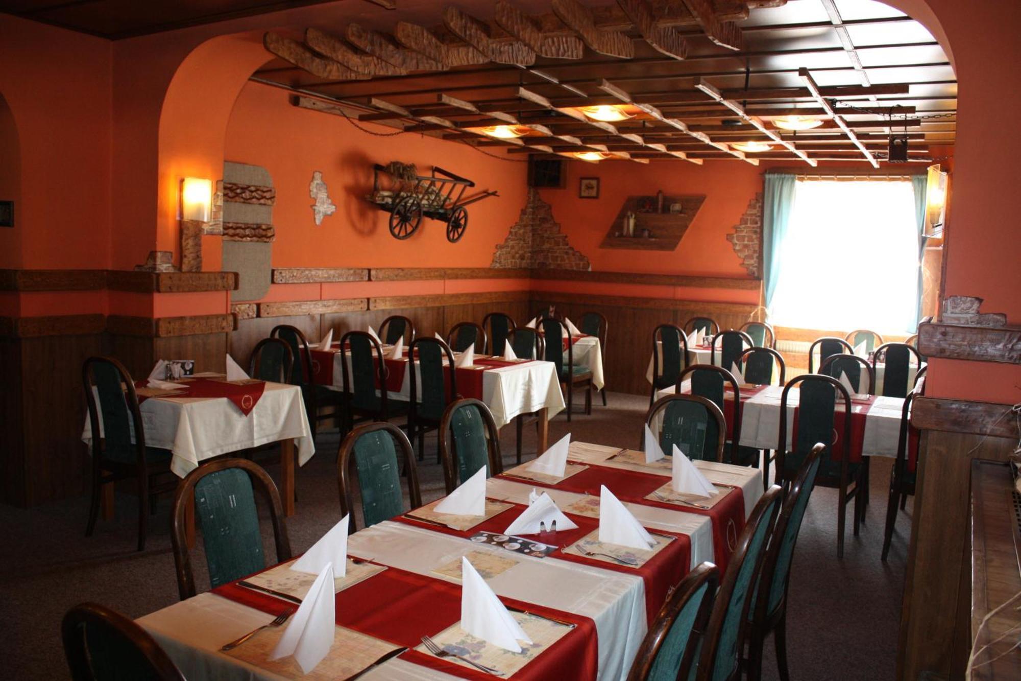 Hotel Hynek Náchod Zewnętrze zdjęcie